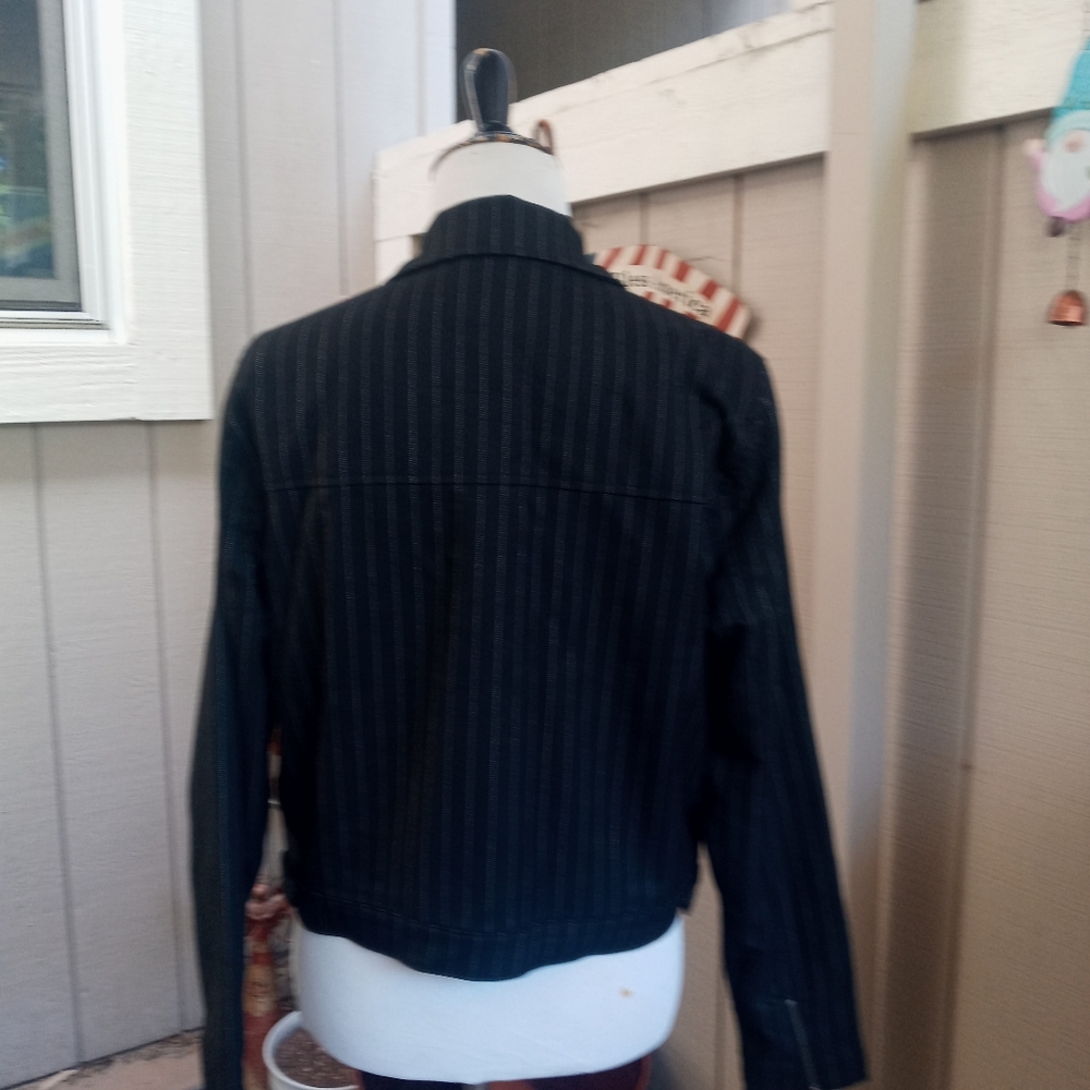 Jacket - Picture 2 of 2
